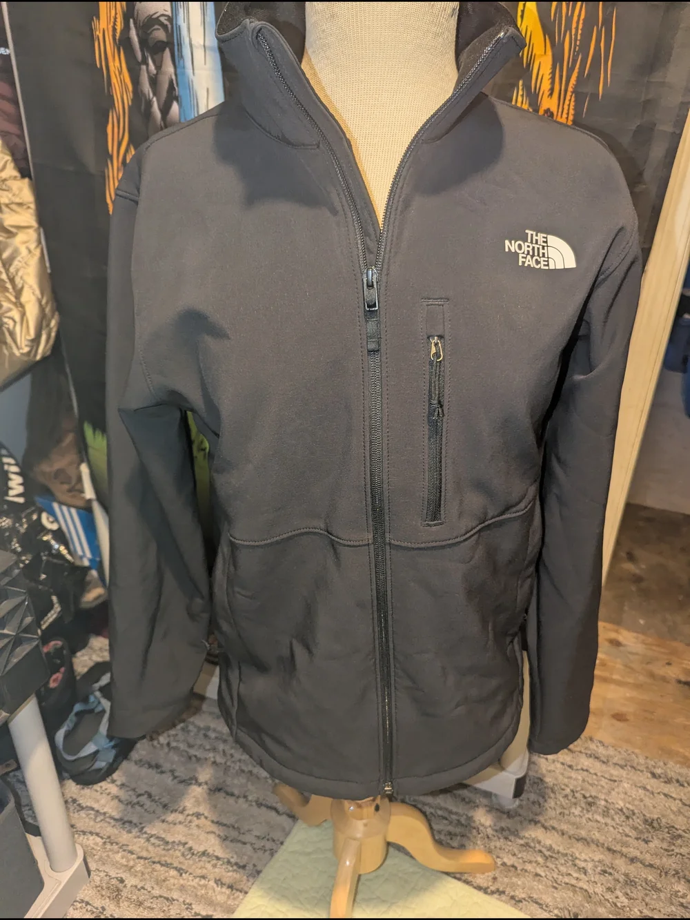 The North Face Men’s Black Lightweight Jacket with Chest Zip
